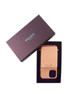 exklusive iphone 13 Pro leder tasche in Gold mit Gold Kette und Magic Ring von Mia Min Milano